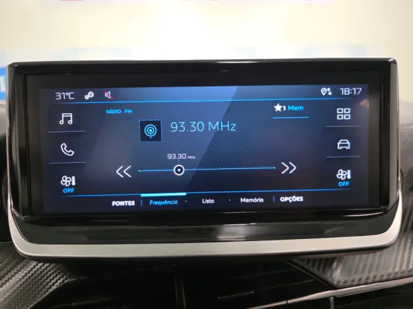 Peugeot 208 1.2 STYLE 93