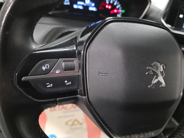 Peugeot 208 1.2 ACTIVE 108