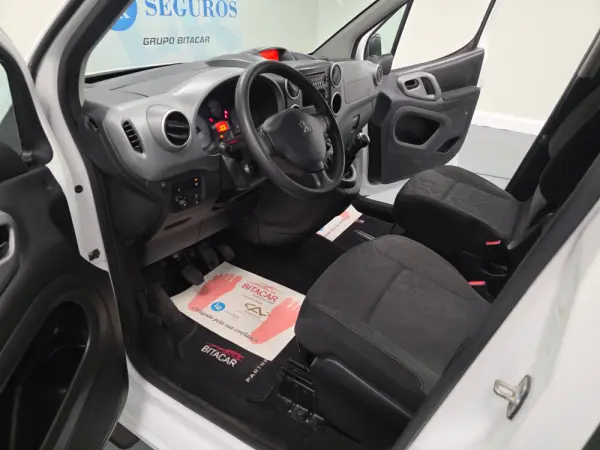 Peugeot Partner TEPEE 1.6 BLUEHDI 5 LUGARES 81