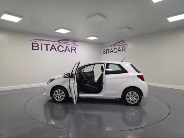 Toyota Yaris BIZZ 1.4 D-4D 90CV IVA DEDUTIVEL 54