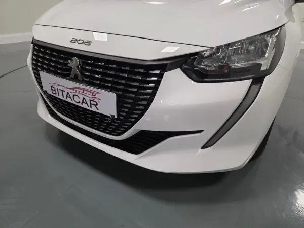 Peugeot 208 1.2 ACTIVE 8