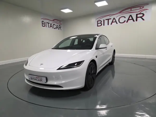 Tesla Model 3 Tração Traseira Premium 13