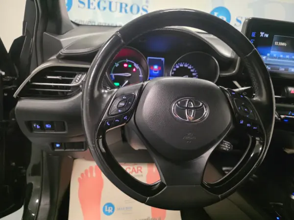 Toyota C-HR 1.8 HSD CONFORT 90
