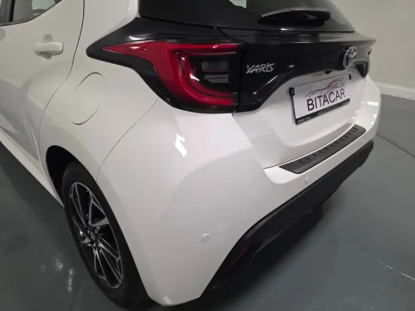 Toyota Yaris 1.5 HDF EXCLUSIVE 22