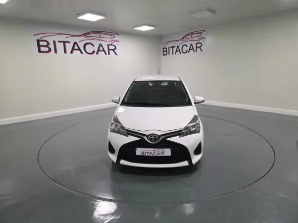 Toyota Yaris BIZZ 1.4 D-4D 90CV IVA DEDUTIVEL 11