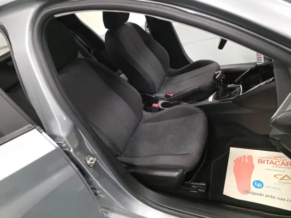 Peugeot 208 1.2 STYLE 60