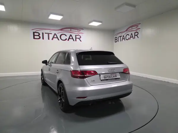 Audi A3 Sportback 1.6 TDI Design 23