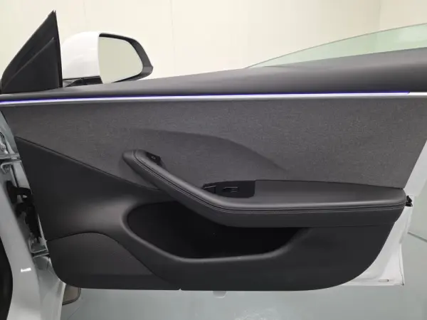 Tesla Model 3 Tração Traseira Premium 86