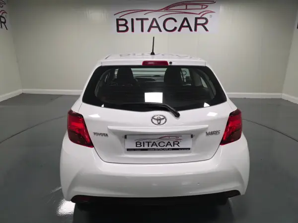 Toyota Yaris BIZZ 1.4 D-4D 90CV IVA DEDUTIVEL 33