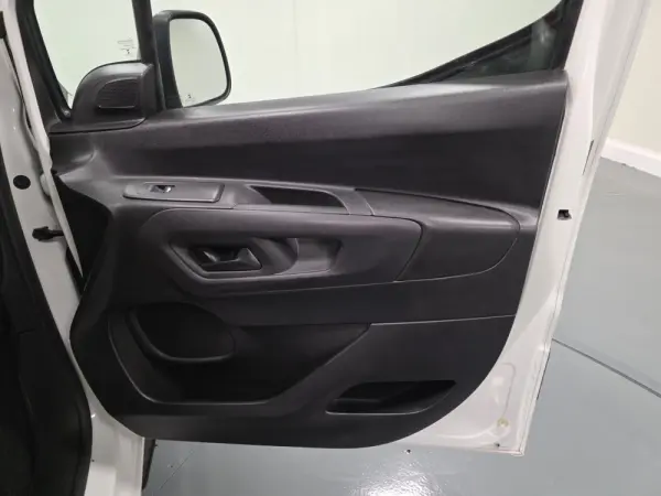 Toyota Proace CITY 1.5D IVA DEDUTIVEL 47