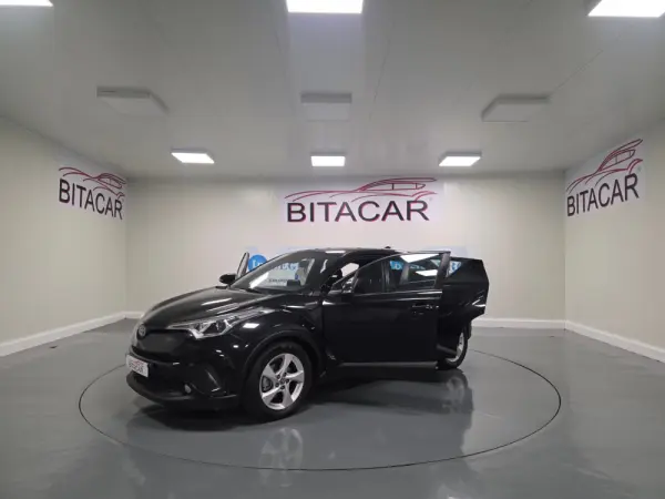 Toyota C-HR 1.8 HSD CONFORT 31