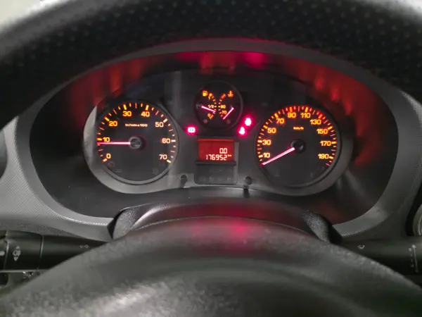 Peugeot Partner 1.6 HDI L1 PACK CD CLIM 73