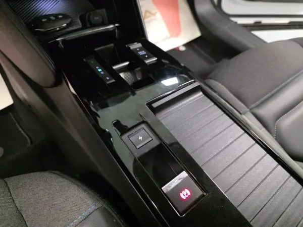 Citroen e-C4 SHINE 117