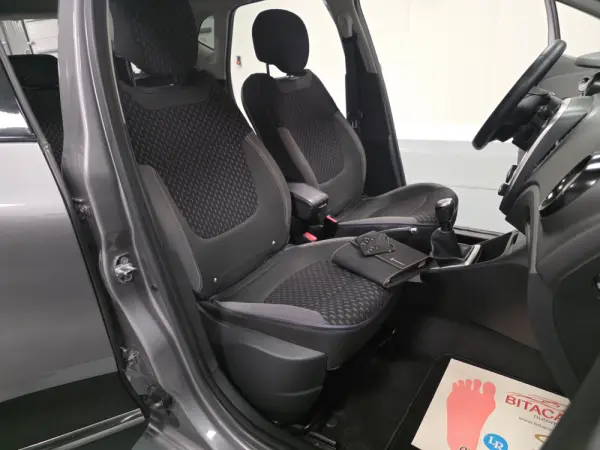 Renault Captur 1.5 DCI EXCLUSIVE 79