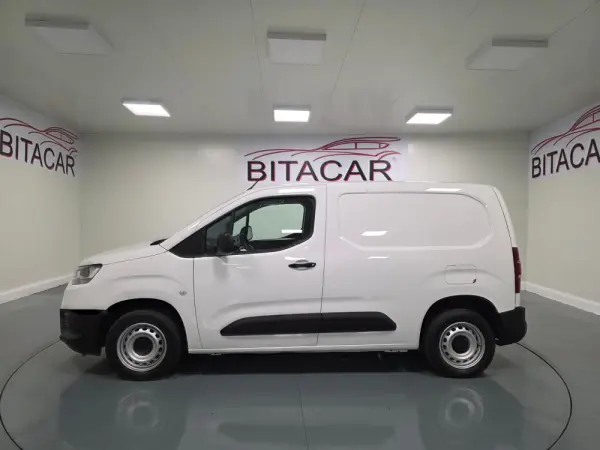 Toyota Proace CITY 1.5D IVA DEDUTIVEL 18