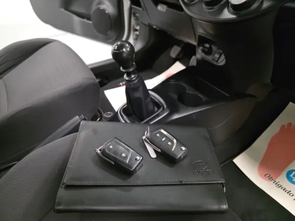 Toyota Yaris BIZZ 1.4 D-4D 90CV IVA DEDUTIVEL 83
