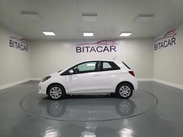 Toyota Yaris BIZZ 1.4 D-4D 90CV IVA DEDUTIVEL 22