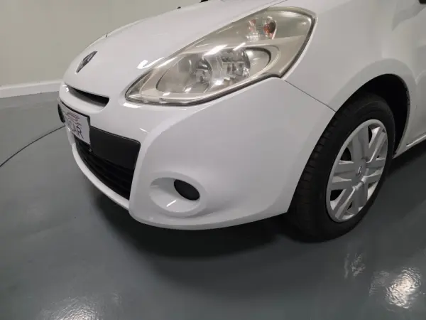 Renault Clio 1.5 DCI CONFORT 11
