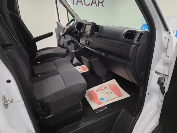 Renault Master L2H2 2.3 DCI 135CV GPS IVA DEDUTIVEL 45