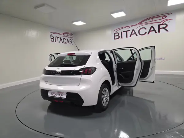 Peugeot 208 1.2 ACTIVE 63