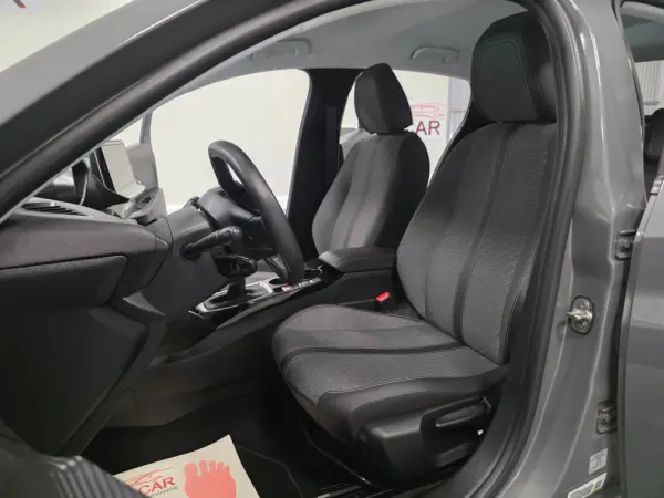 Peugeot 208 ALLURE 77