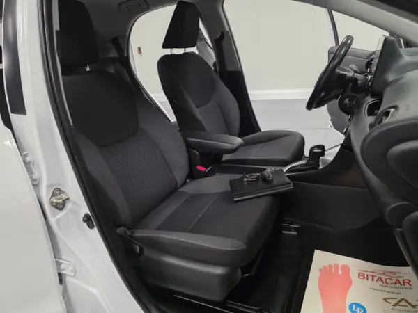 Toyota Yaris 1.5 HDF EXCLUSIVE 84