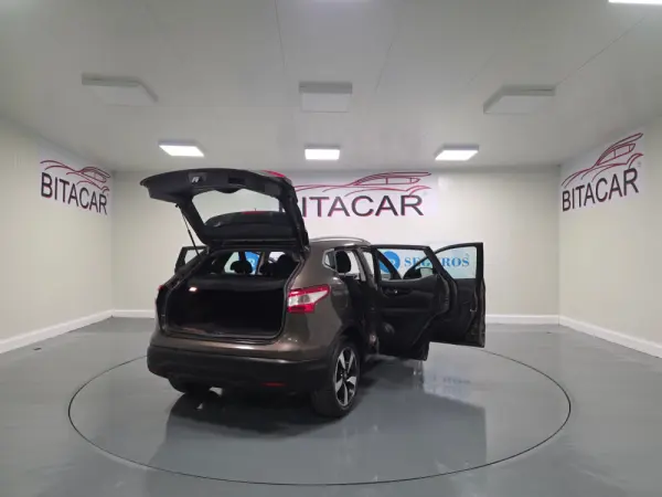 Nissan Qashqai 1.5 dCi N-Connecta Led 61