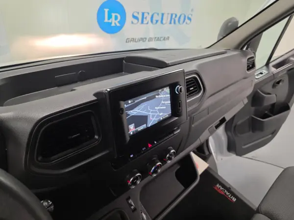 Renault Master L2H2 2.3 DCI 135CV GPS IVA DEDUTIVEL 71
