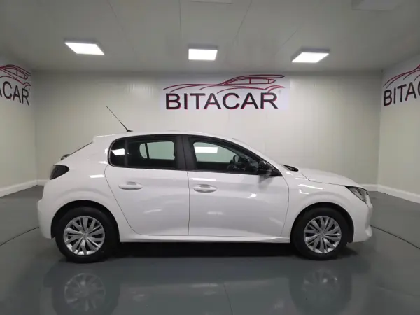 Peugeot 208 1.2 ACTIVE 42