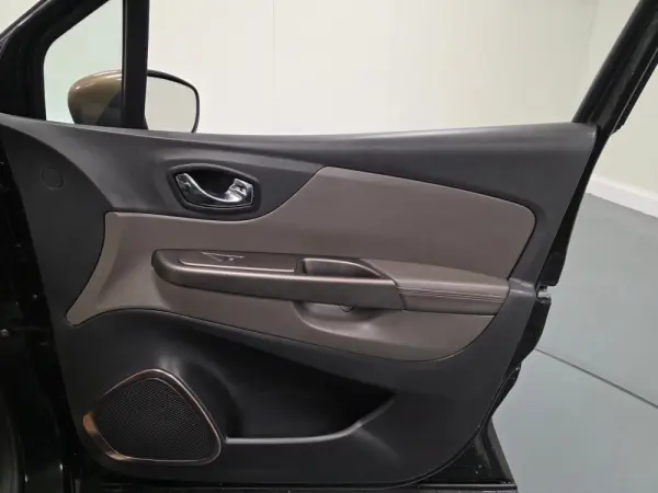 Renault Captur 1.5 dCi Exclusive 64