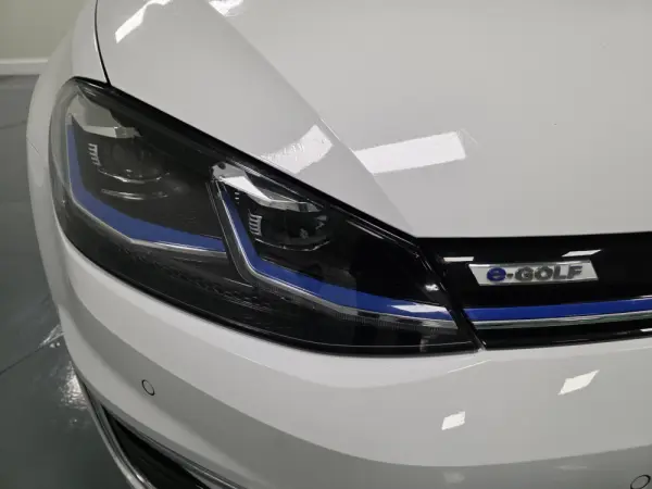 Volkswagen e-Golf AC/DC 7