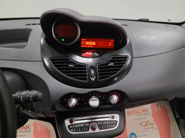 Renault Twingo 1.2 16V Dynamique 81