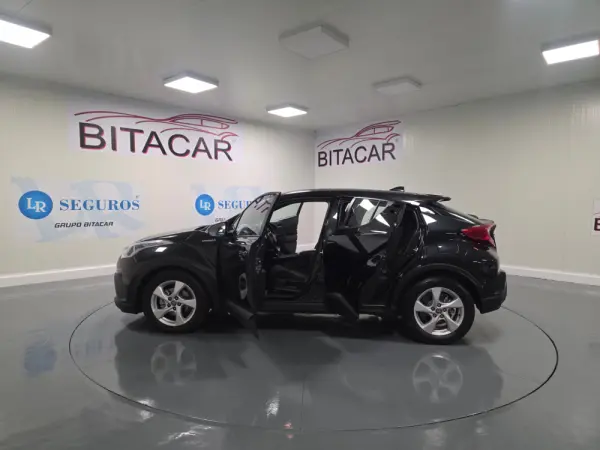 Toyota C-HR 1.8 HSD CONFORT 34