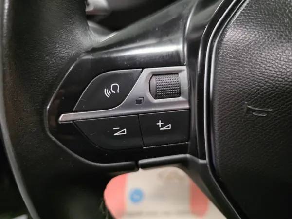 Peugeot 3008 1.5 BLUEHDI ACTIVE 146