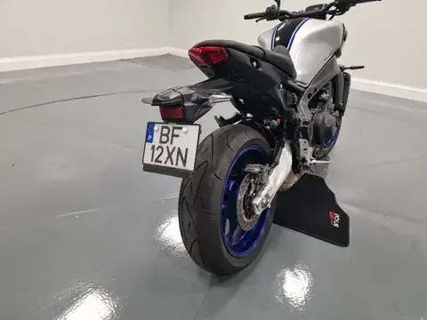 Yamaha MT-09 SP 28