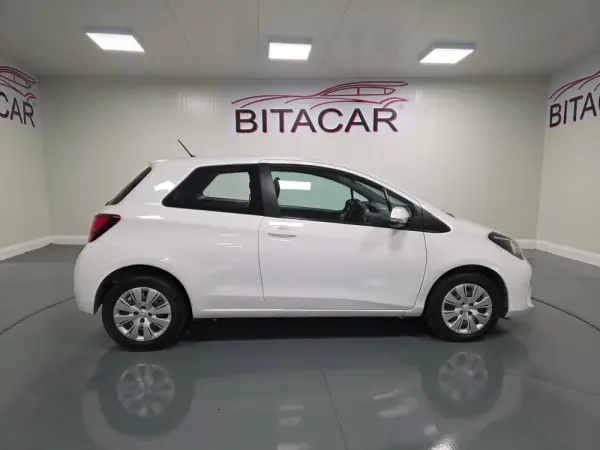 Toyota Yaris BIZZ 1.4 D-4D 90CV IVA DEDUTIVEL 46