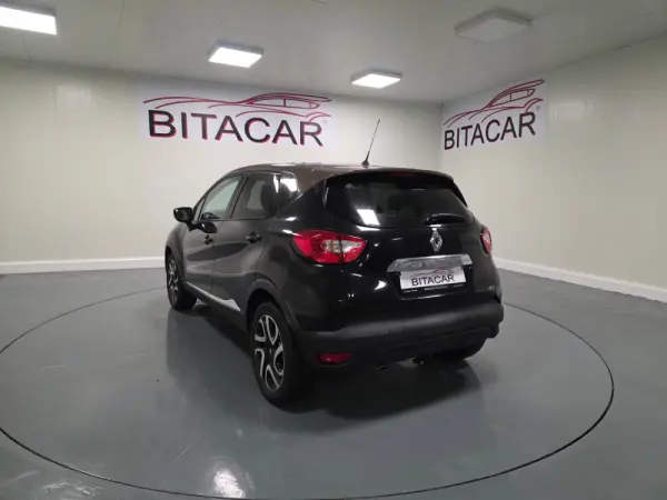 Renault Captur 1.5 dCi Exclusive 23
