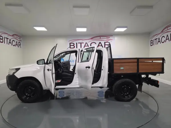 Toyota Hilux 2.4 D-4D 4WD CD CH 39
