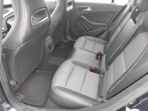 Mercedes-Benz CLA 180 1.5 CDI 5