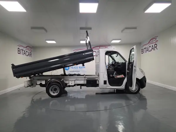 Renault Master 2.3 DCI 130CV BASCULANTE 56