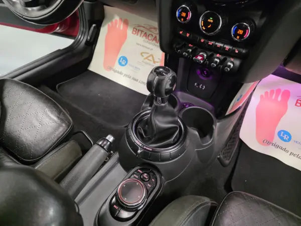 MINI 3 Portas Cooper D 108