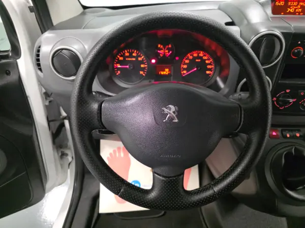 Peugeot Partner 1.6 HDI L1 PACK CD CLIM 72