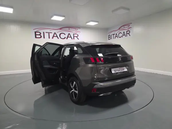 Peugeot 3008 1.5 BLUEHDI ACTIVE 58