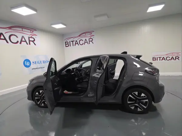 Peugeot 208 ALLURE 47