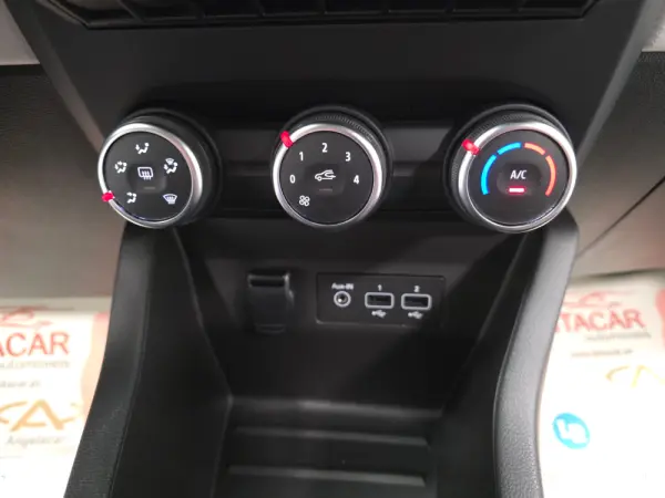 Renault Clio 1.0 TCe Evolution 33