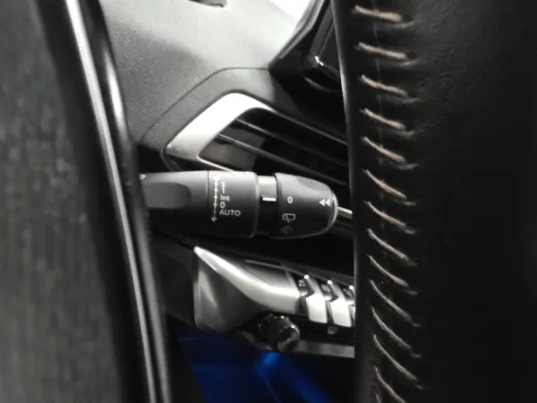 Peugeot 3008 1.5 BlueHDi Active Pack 81