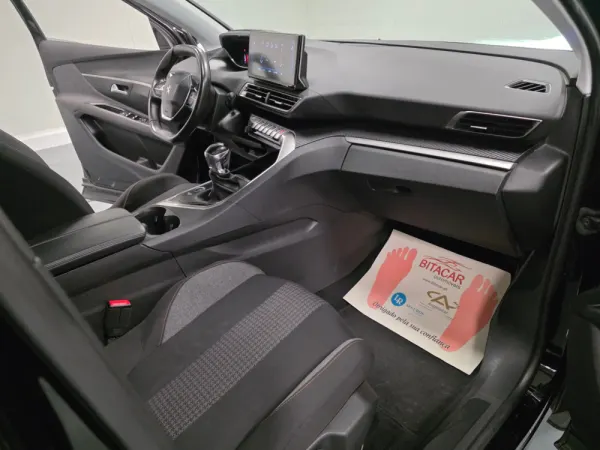 Peugeot 3008 1.5 BlueHDi Active Pack 68