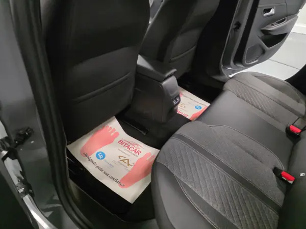 Peugeot 208 ALLURE 61