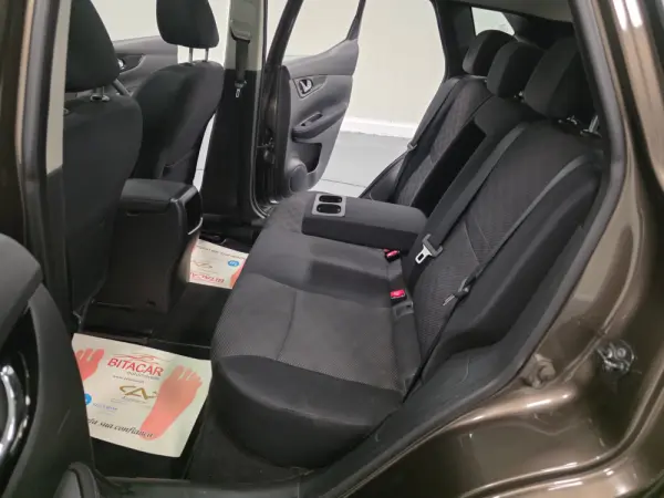 Nissan Qashqai 1.5 dCi N-Connecta Led 68