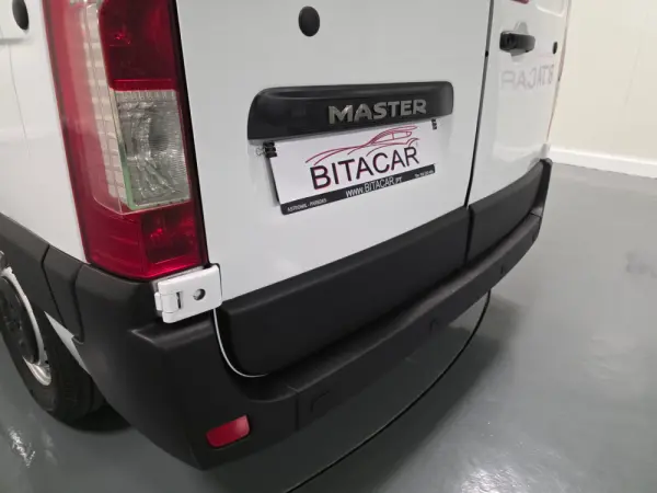 Renault Master L2H2 2.3 DCI 135CV GPS IVA DEDUTIVEL 22